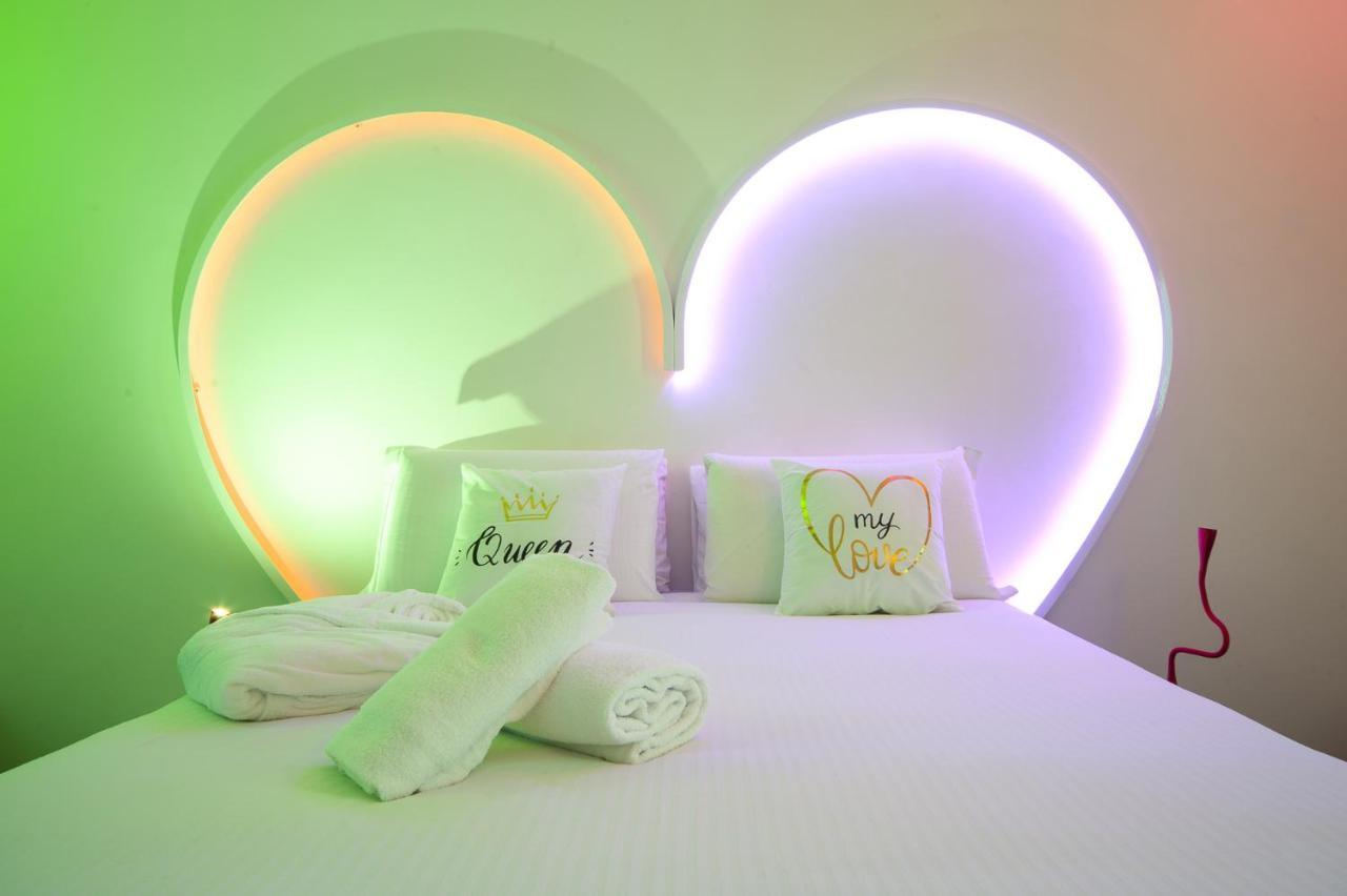 Irooms Jacuzzi Suites โรม ภายนอก รูปภาพ