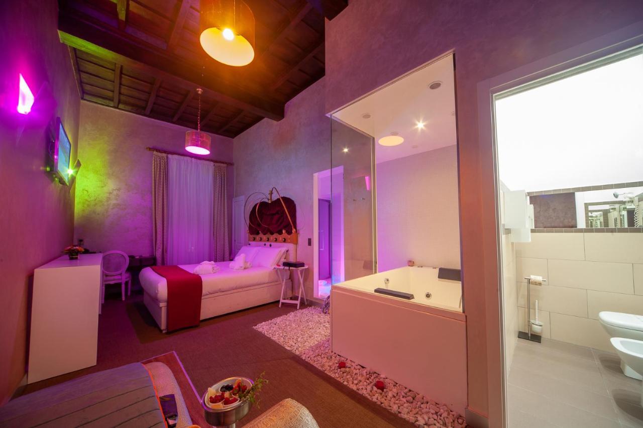 Irooms Jacuzzi Suites โรม ภายนอก รูปภาพ